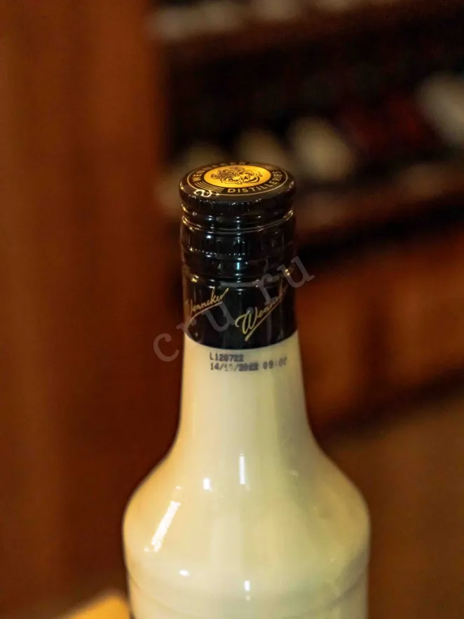 Пробка Wenneker Pina Colada 0.7 л