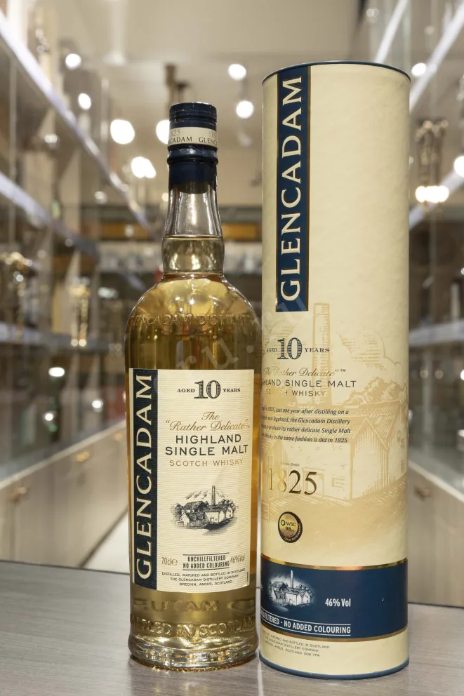В магазине Крю Профи Glencadam Single Malt Scotch 10 years in tube 0.7 л
