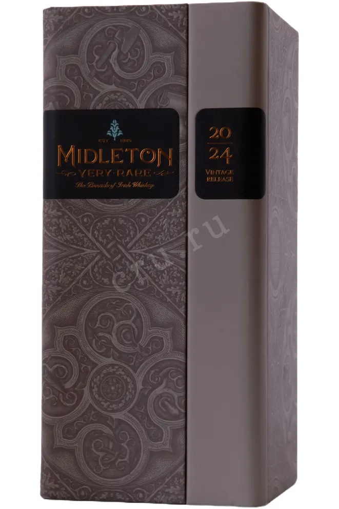 Подарочная коробка Виски капажир. Мидлтон Вери Рэя Винтэйдж Релиз 2024г 40% 0,7л в п/у дерево Ирландия