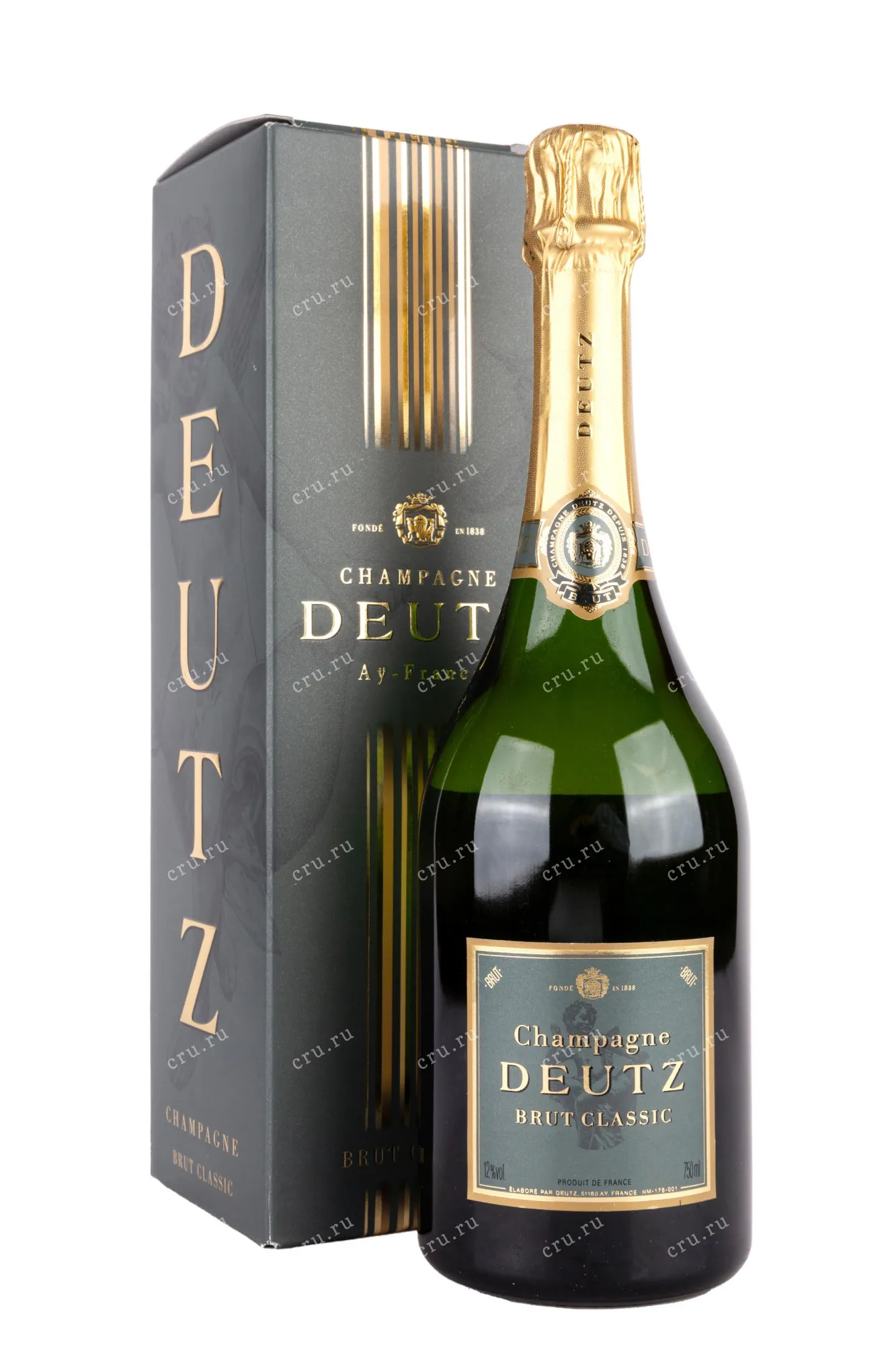 Фото — Шампанское Deutz Brut Classic gift box 2017 0.75 л