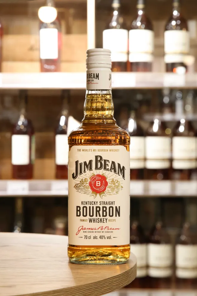В магазине Крю Профи Jim Beam 0.7 л