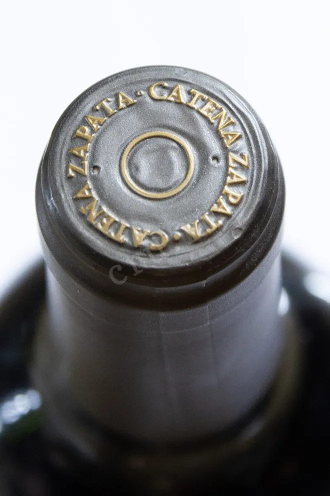Пробка Catena Zapata Malbec Argentino 2022 0.375 л