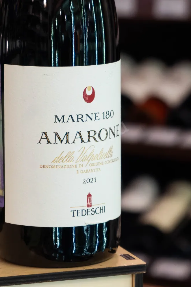 В магазине Крю Профи Tedeschi Marne 180 Amarone della Valpolicella DOCG 2021 0.75 л