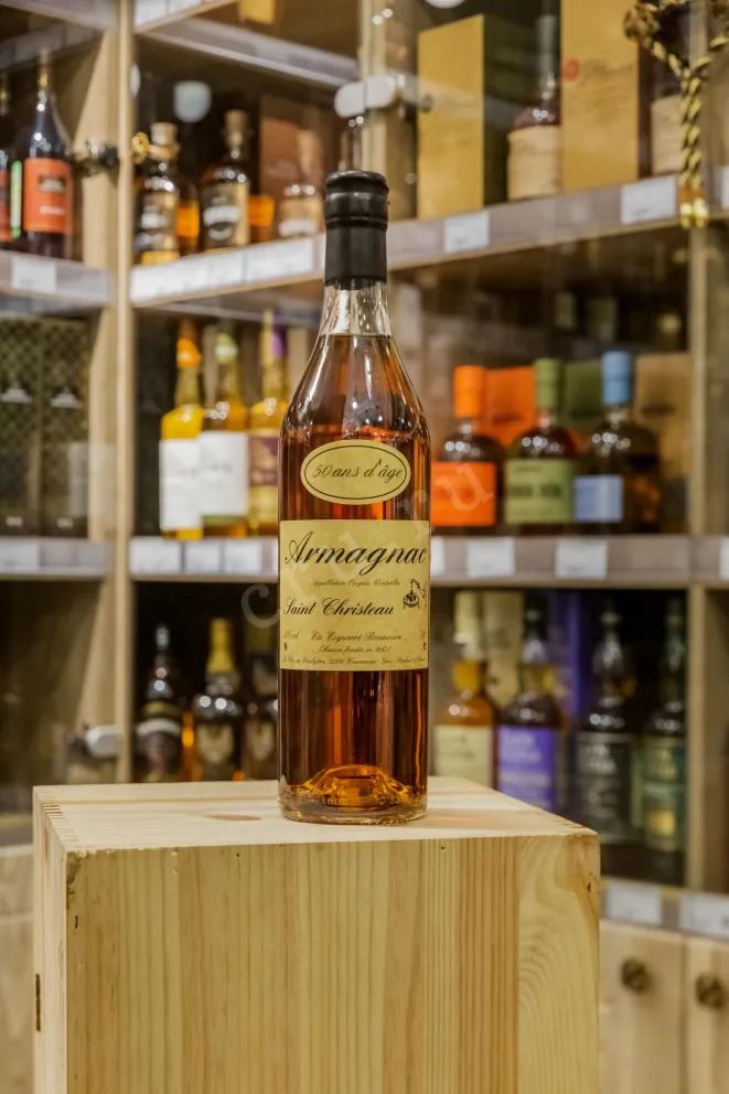 В магазине Крю Профи Saint-Christeau 50 ans d'age 0.7 л