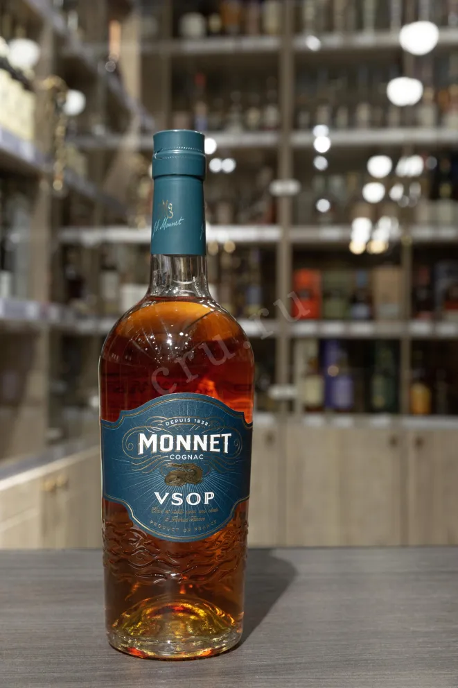 В магазине Крю Профи Monnet VSOP 0.7 л
