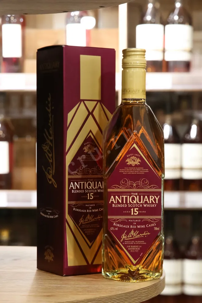 В магазине Крю Профи The Antiquary 15 years in gift box 0.7 л