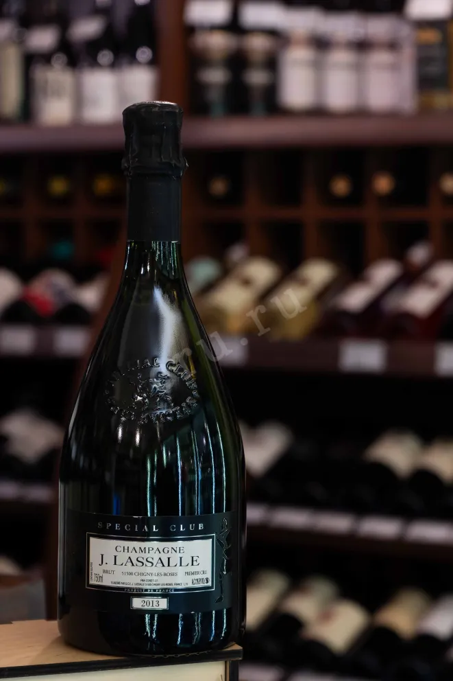 В магазине Крю Профи J. Lassalle Special Club Brut Premier Cru Chigny-Les-Roses gift box 2013 0.75 л