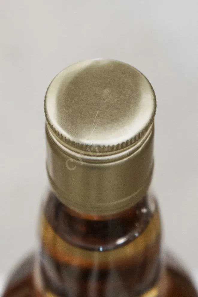 Пробка Nevis Dew Special Reserve 0.7 л