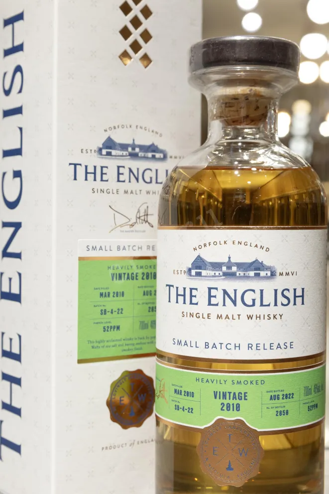 В магазине Крю Профи English Small Batch Release Heavily Smoked Vintage gift box 2010 0.7 л