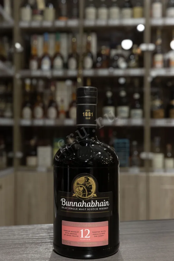 В магазине Крю Профи Bunnahabhain 12 years in a tube 0.7 л