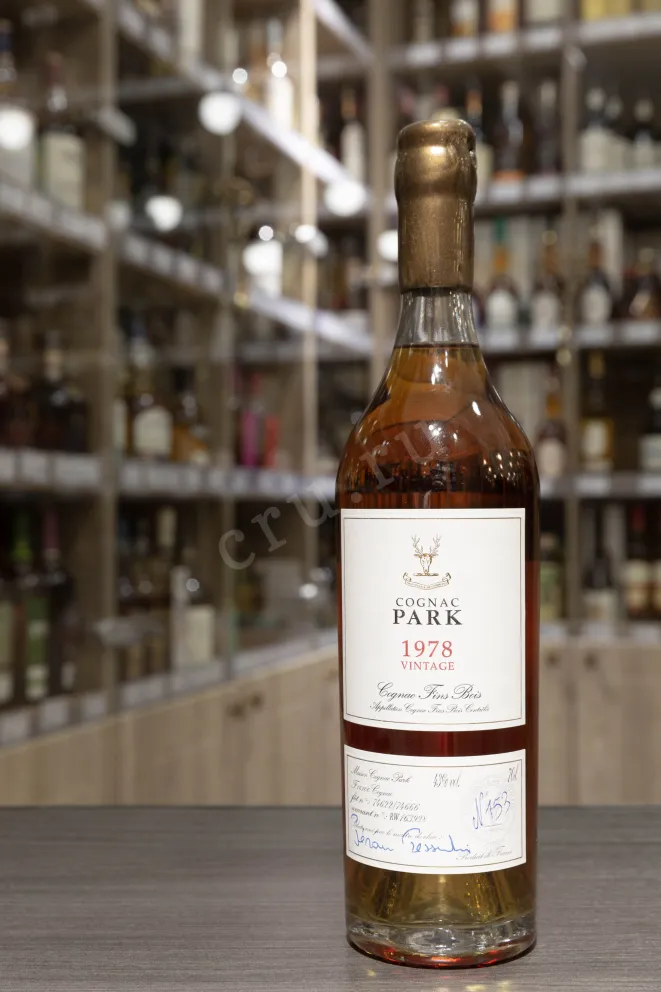 В магазине Крю Профи Park 1978 0.7 л