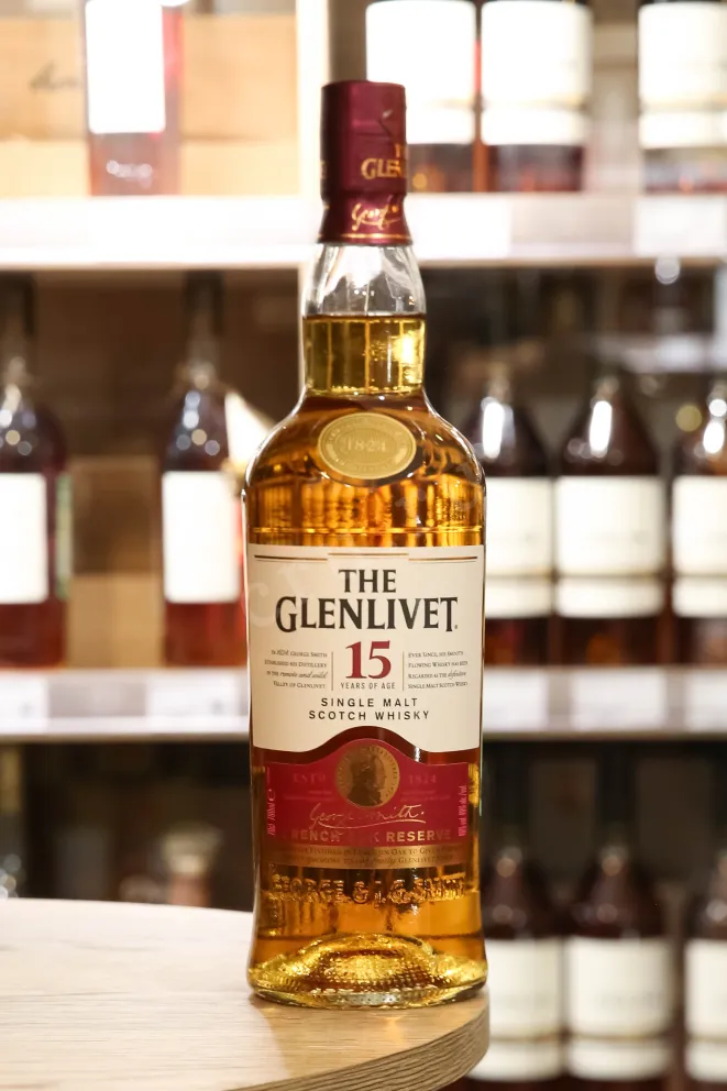 В магазине Крю Профи Glenlivet 15 years 0.7 л