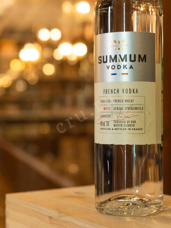 В магазине Крю Профи Summum  0.7 л