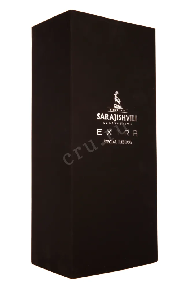 Подарочная упаковка коньяка Сараджишвили Экстра 0.7