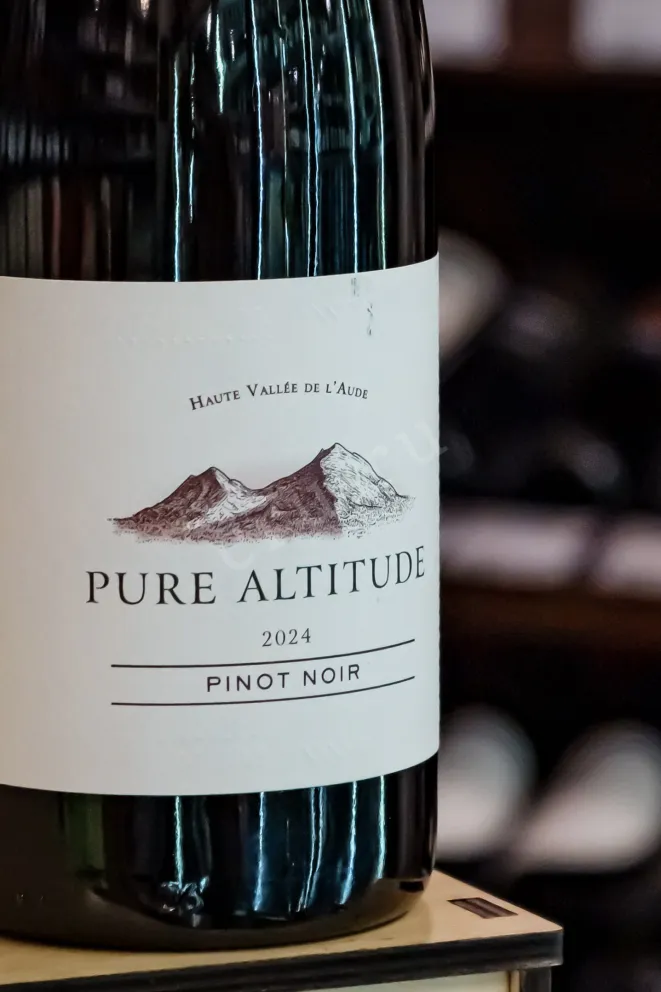В магазине Крю Профи Pure Altitude Pinot Noir IGP 2024 0.75 л
