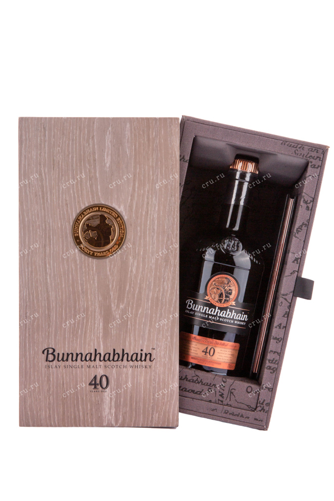 Виски Bunnahabhain 40 years  0.7 л