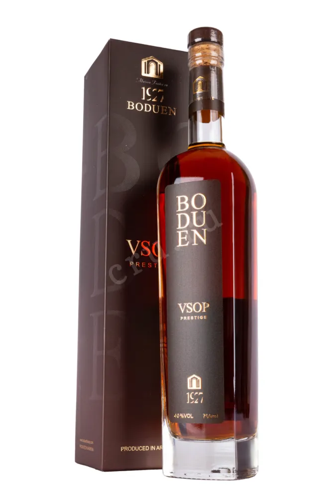Коньяк Бодуен ВСОП 7 лет в подарочной упаковке  0.7 л