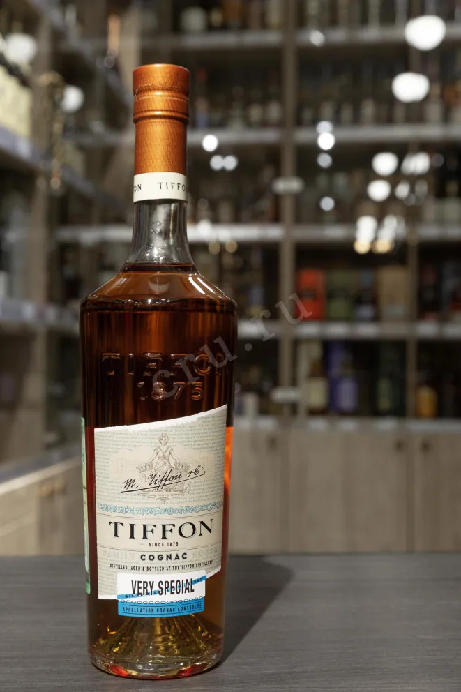 В магазине Крю Профи Tiffon VS in gift box 0.7 л