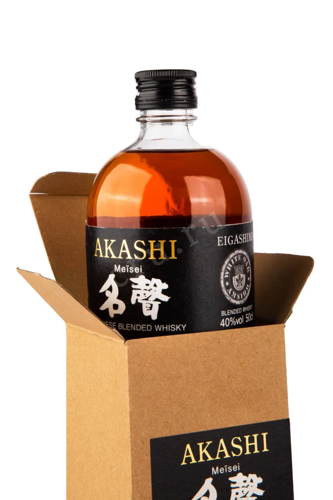 Бутылка виски Акаши Мейсей 0.5 в подарочной коробке
