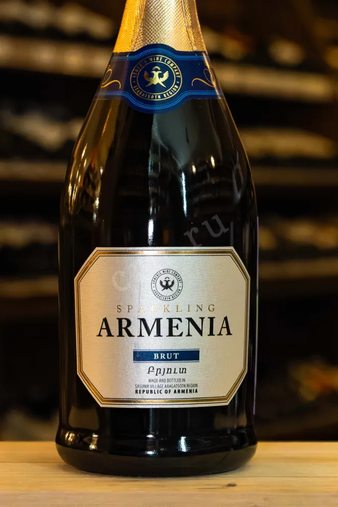 В магазине Крю Профи Armenia 2022 0.75 л