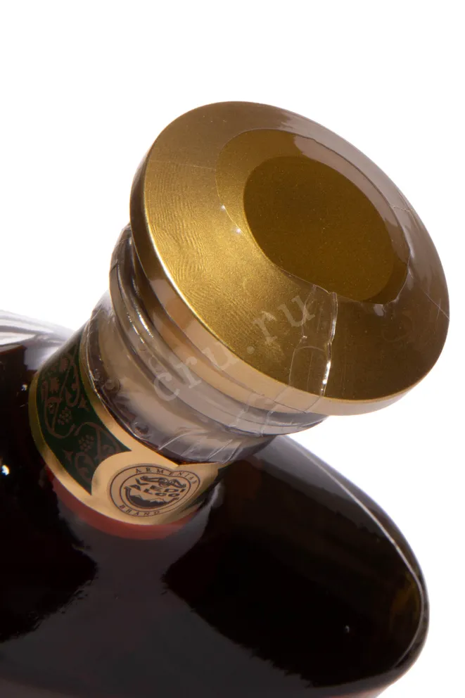 Пробка Anush 8 Years 2014 0.5 л