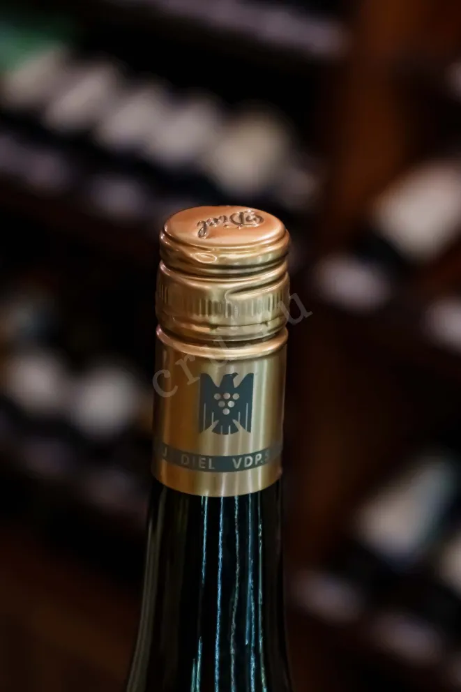 Пробка Diel Burg Layen Riesling 2018 0.75 л