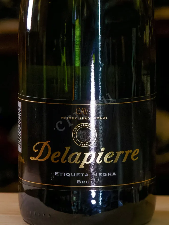 В магазине Крю Профи Delapierre Etiqueta Negra Brut 2022 0.75 л