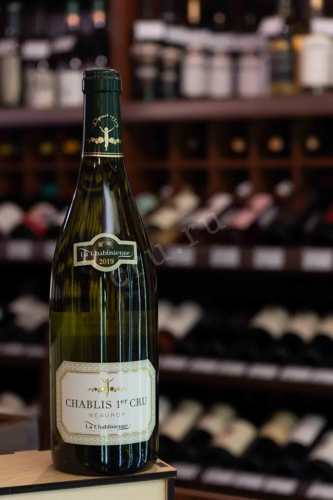 В магазине Крю Профи La Chablisienne Chablis Premier Cru AOC Beauroy 2019 0.75 л