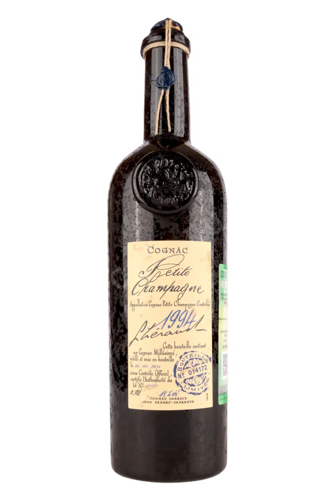 Бутылка Lheraud Petite Champagne 1994 in wooden box 0.7 л