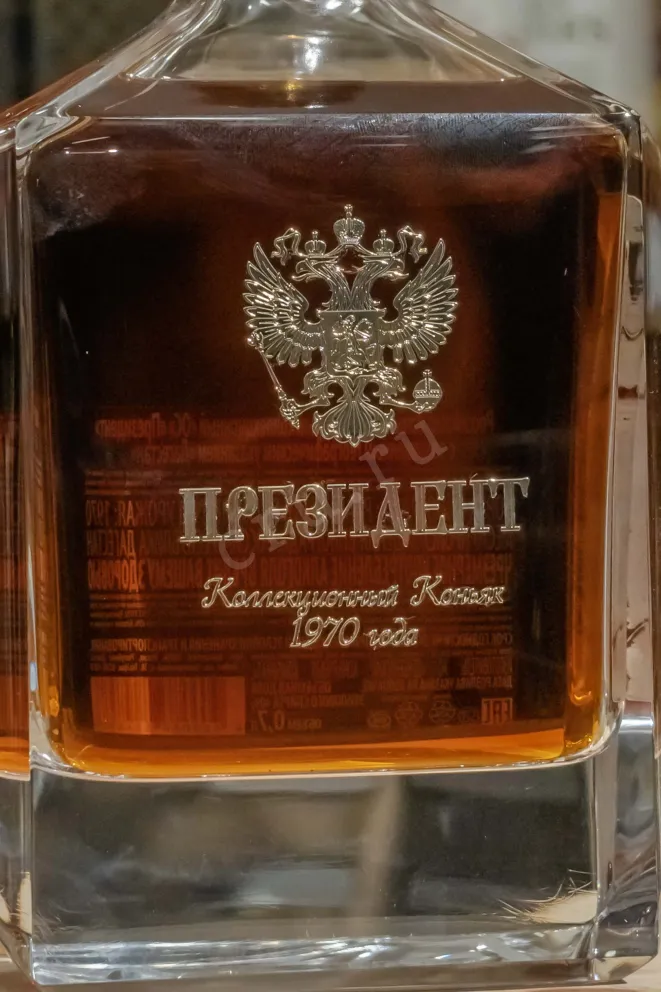 В магазине Крю Профи President OS in giftset with stopper 1970 0.75 л