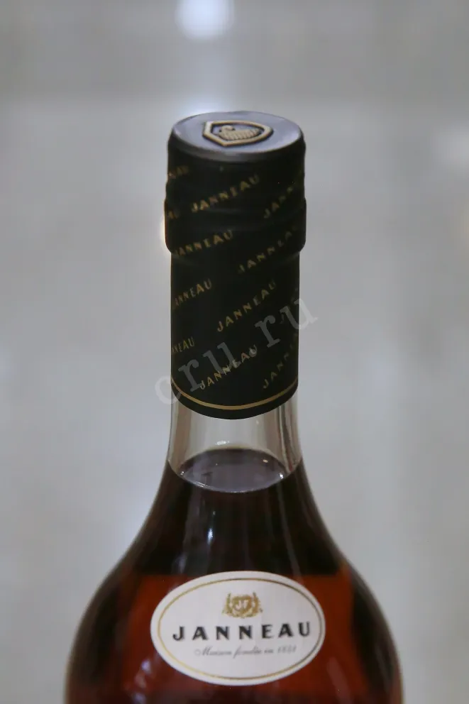 Пробка Janneau 1991 0.7 л