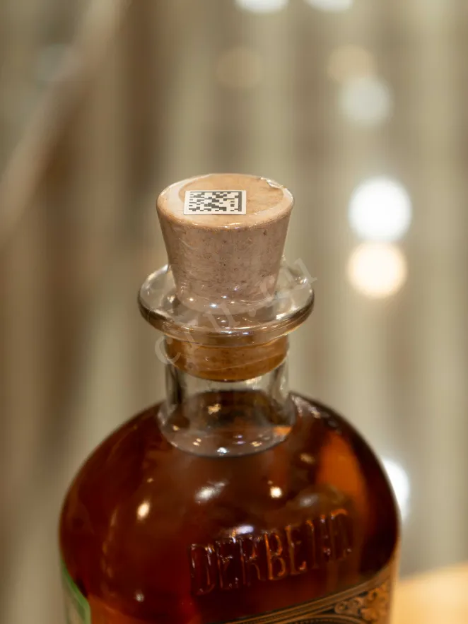 Пробка Derbend Distillerie Calvados Cask 5 years 0.5 л