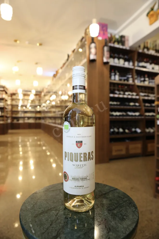 В магазине Крю Профи Piqueras White Label 2018 0.75 л