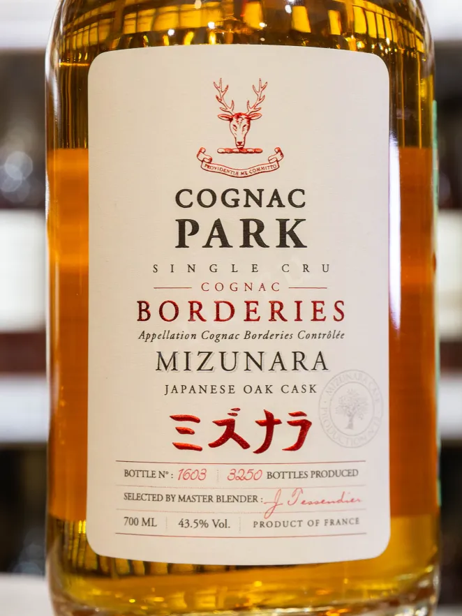 В магазине Крю Профи Park Borderies Mizunara gift box + glass 0.7 л