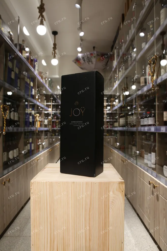 В магазине Крю Профи Joy VSOP 0.7 л