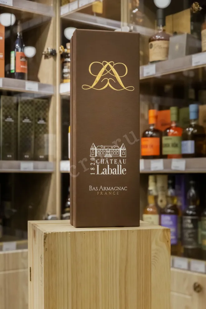 В магазине Крю Профи Laballe 1979 0.7 л