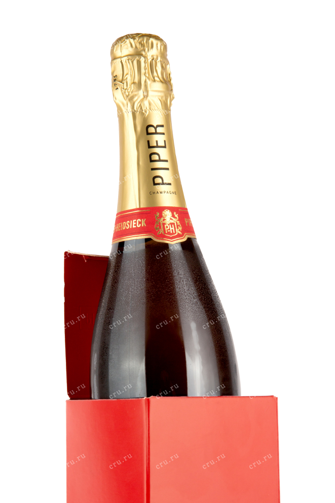 Шампанское Piper Heidsieck Cuvee Brut in gift box 2020 0.75 л