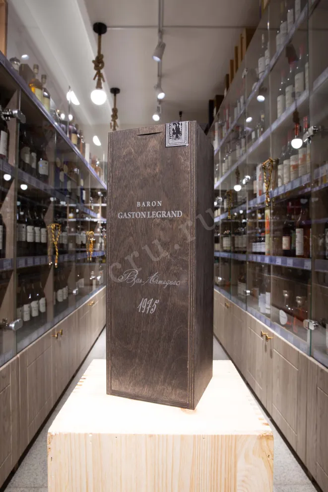 В магазине Крю Профи Baron G. Legrand 1975 0.7 л