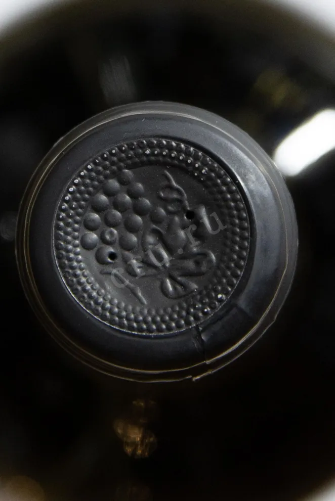 Пробка Usakhelouri Okureshis 2021 0.75 л