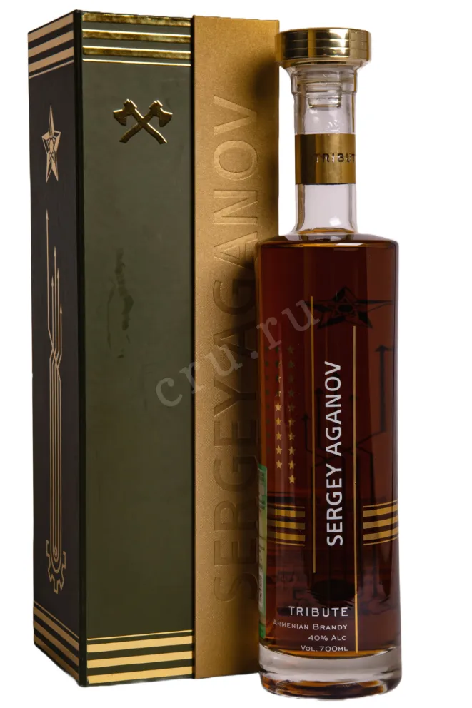 Коньяк Маршал С.Х. Аганов коллекционный в подарочной упаковке 2005 0.7 л