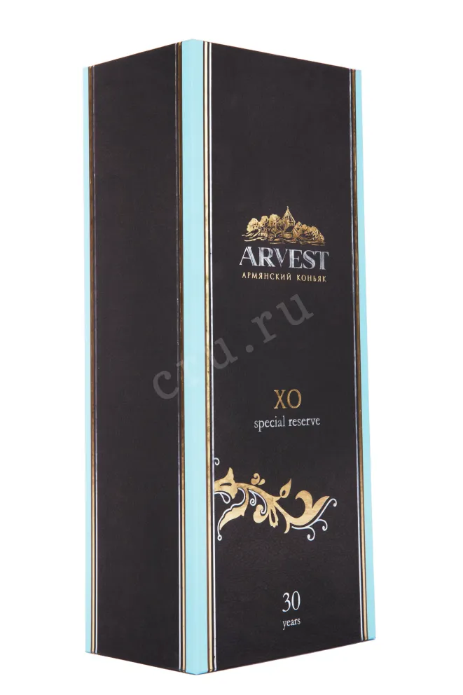 Подарочная коробка коньяка Арвест ХО Спешл Резерв 30 лет 0.75