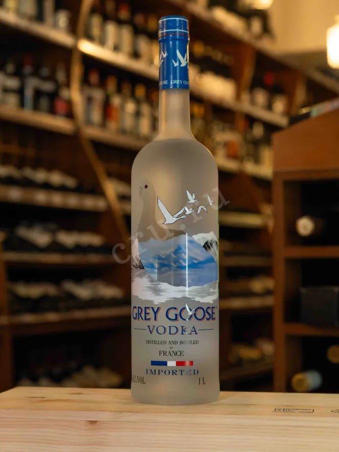 В магазине Крю Профи Grey Goose 1 л
