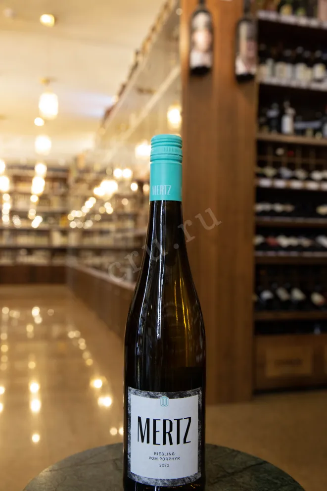В магазине Крю Профи Mertz Eckelsheim Riesling vom Porphyr 2022 0.75 л