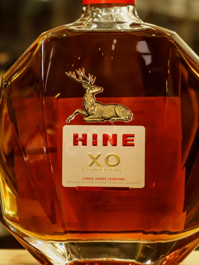 В магазине Крю Профи Hine XO Premier Cru De Cognac in gift box 0.7 л