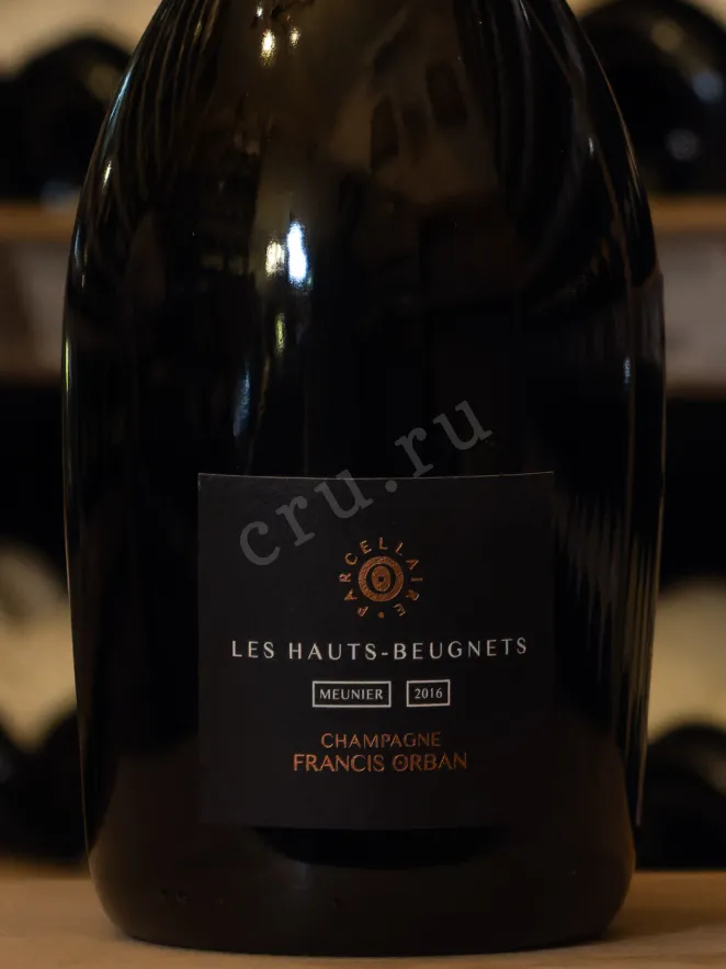 В магазине Крю Профи Francis Orban Les Hauts-Beugnets Meunier in wooden box 2016 0.75 л