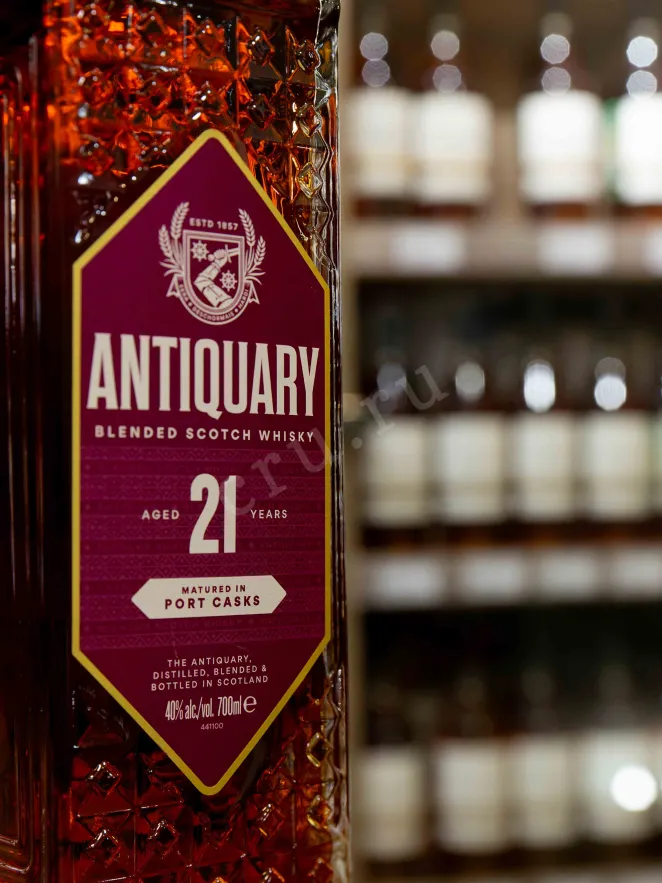 В магазине Крю Профи Antiquary Port Casks 21 years in gift box 0.7 л