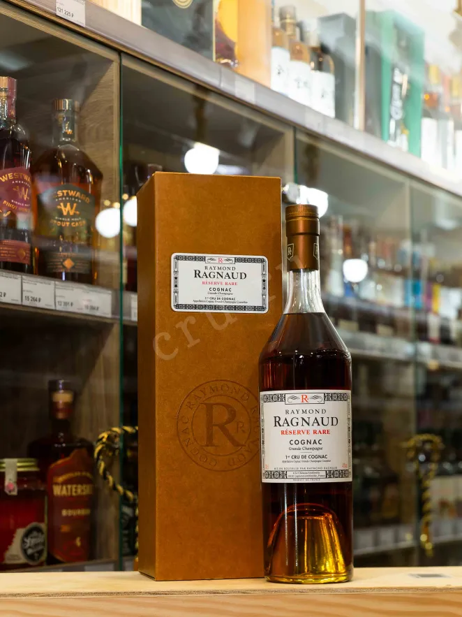 В магазине Крю Профи Raymond Ragnaud Reserve Rare Grand Champagne 1er Cru De Cognac in gift box 0.7 л