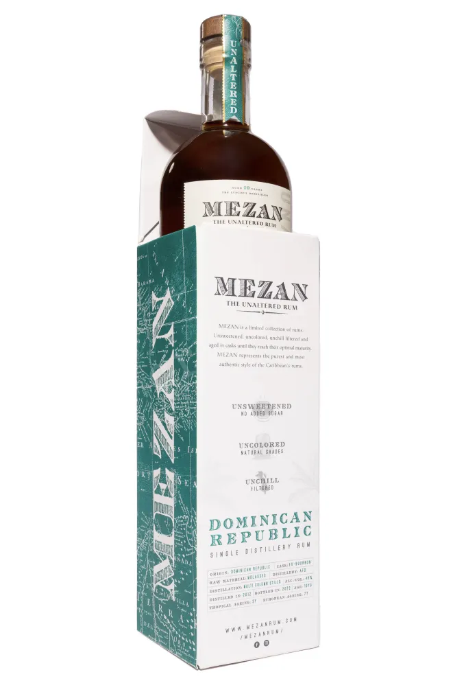 В подарочной коробке Mezan Dominican Republick 2012 0.7 л