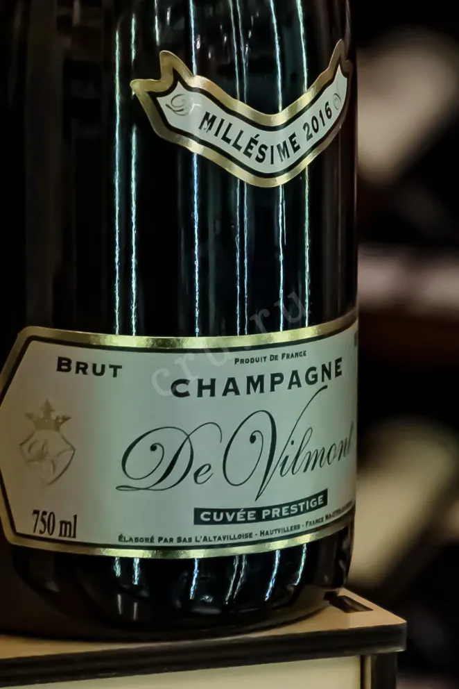 В магазине Крю Профи Champagne De Vilmont Cuvee Prestige Millesime Brut gift box 2016 0.75 л