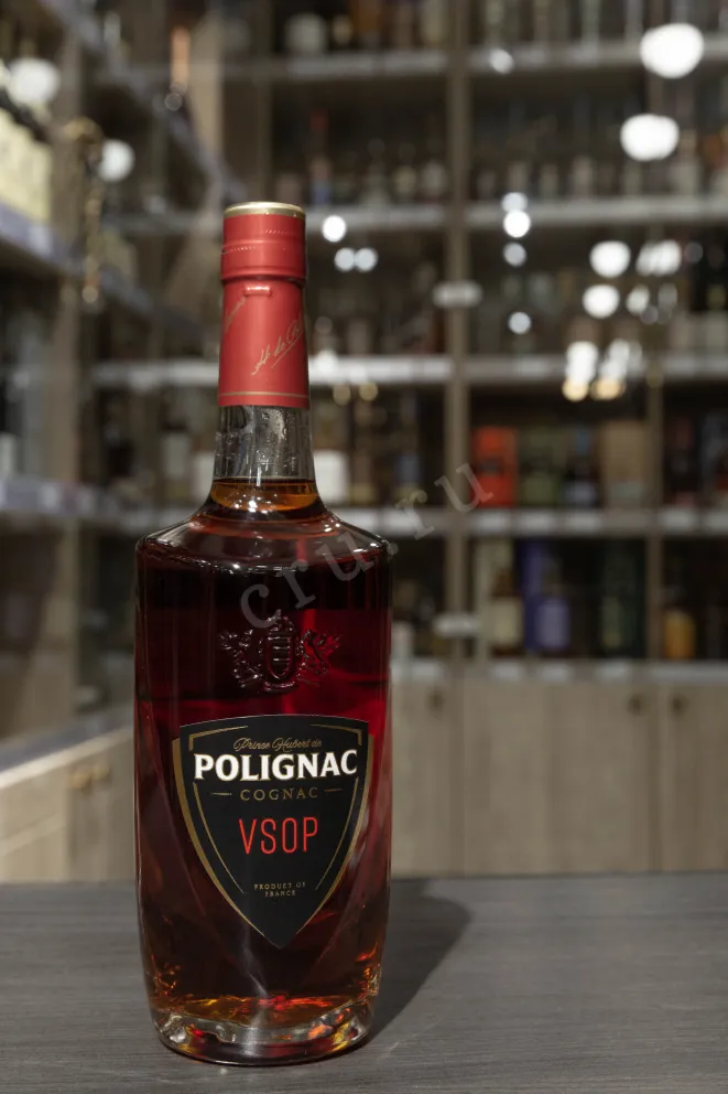 В магазине Крю Профи Prince Hubert de Polignac VSOP in gift box 0.7 л